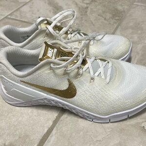 Nike metcons 6.5